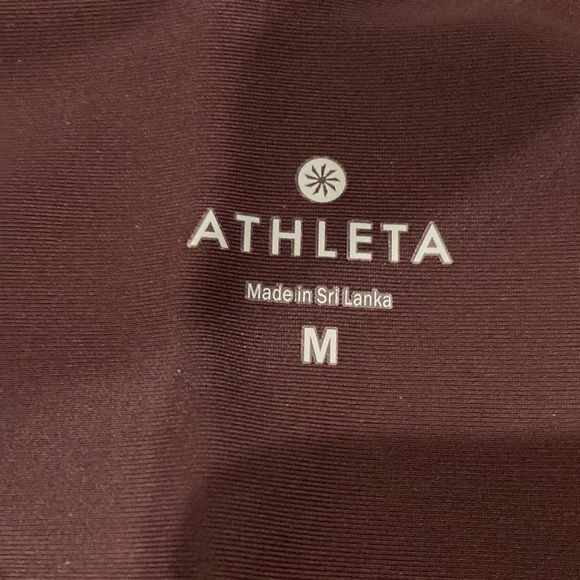 Athleta Tall Slash Stealth 7/8 Tight Legging - Size Medium - Picture 12 of 14